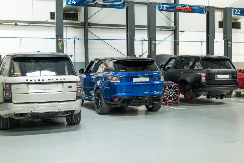 range rover service center near me, range rover service center al quoz, range rover service center dubai