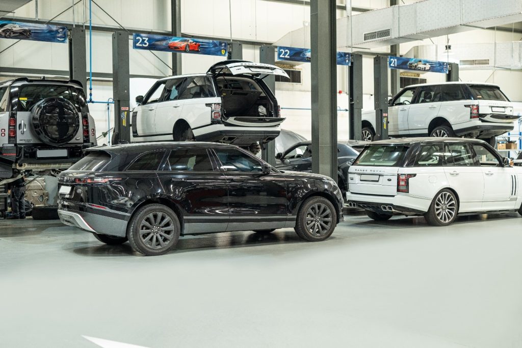 land rover service center near me, land rover service center al quoz, land rover service center dubai